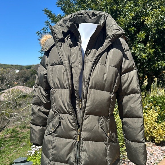 Ellen Tracy olive puffer coat faux fur detachable hood - Picture 13 of 17